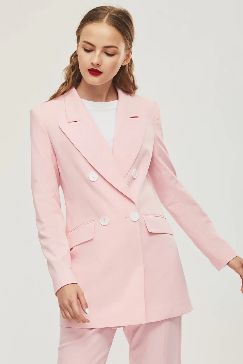 q7kR22Fmrbw Брючный костюм что такое