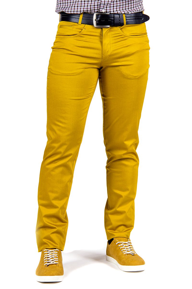Желтые штаны мужские. Желтые брюки. Желтые брюки мужские. Желтая рюки.